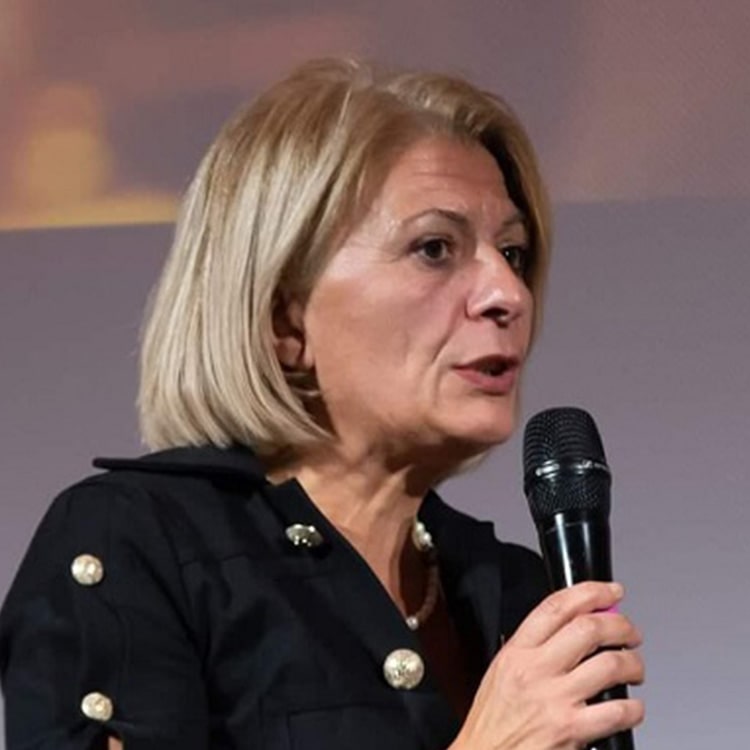 CARMEN BIZZARRI